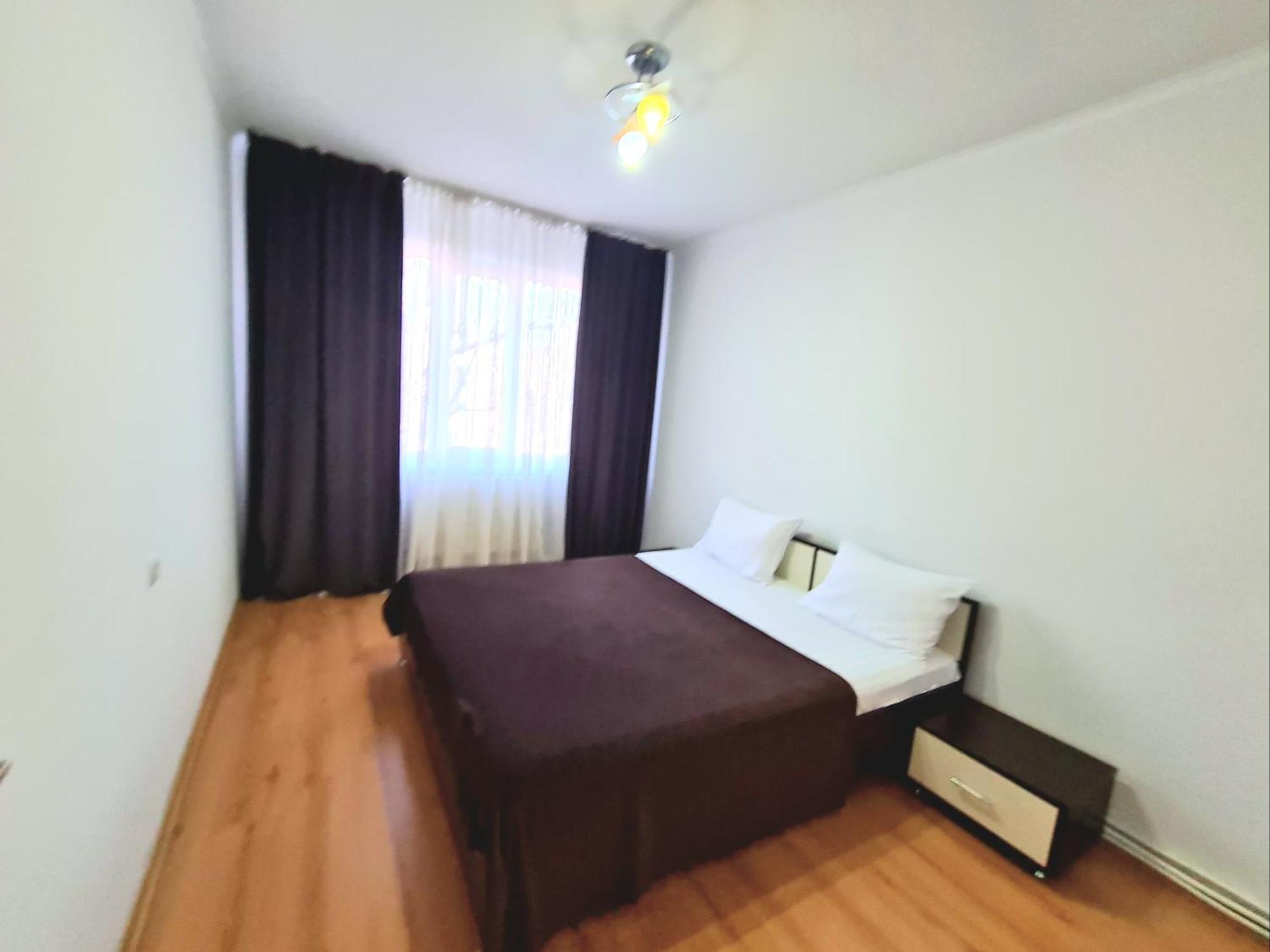 Apartament 2 Bedrooms, Botanica Chisinau Eksteriør bilde